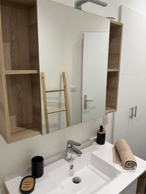 Superbe Appartement Plein Centre Мийо Экстерьер фото